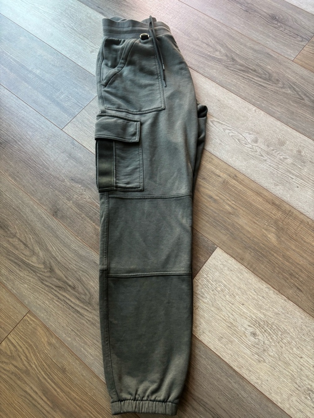 ALO Yoga Olive Green Cargo Jogger Jumpsuit Pants
